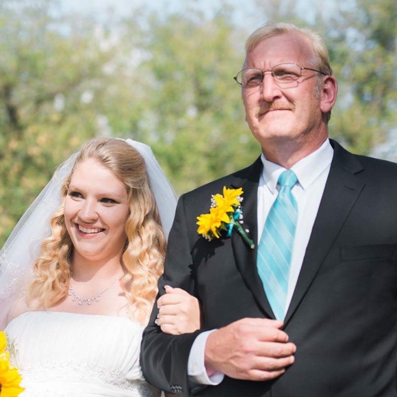 Profile Picture of Matthew Rogers (@rogdaddy) on Poshmark