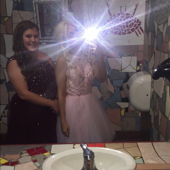 Profile Picture of Haley Stockman (@haleystockman1) on Poshmark