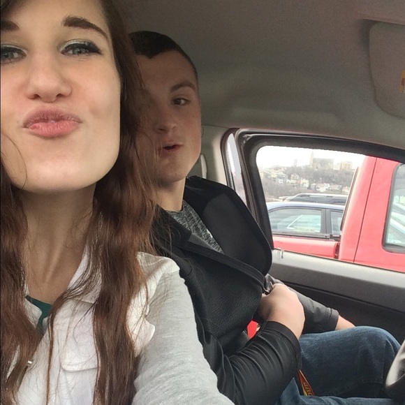 Profile Picture of Allie Majercik (@elizabethallie) on Poshmark