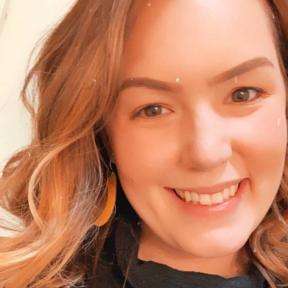 Kaite Podmore - Poshmark Profile Picture of Kaite Podmore (@kaitepodmore) on Poshmark