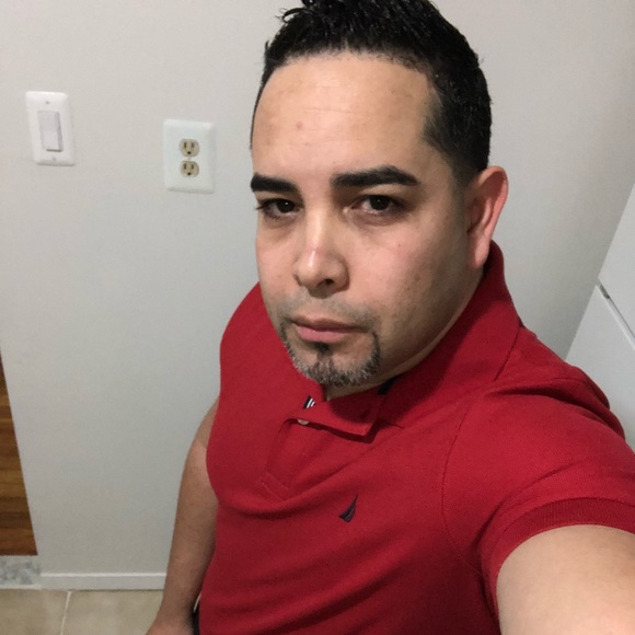 Profile Photo of Marcos Burgos (@marcosbb1978) on Poshmark