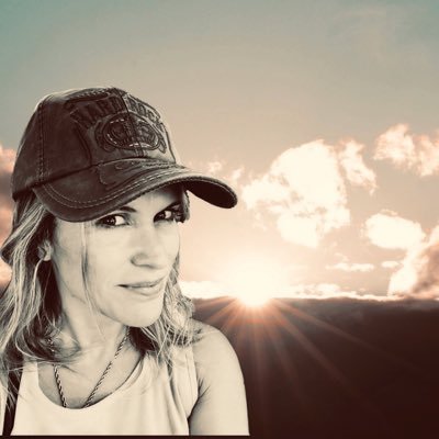 Profile Picture of DEBORA DALESSANDRO (@debdalessa) on Twitter