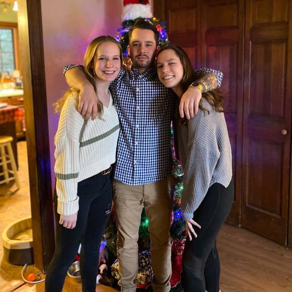 Profile Picture of Matt Craig (@mattcraig12) on Poshmark