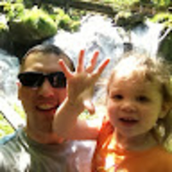 Profile Picture of Casey Baumann (@baumannlane) on Poshmark
