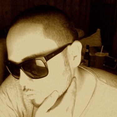 Profile Picture of Michael Dolan (@mikeydeeez) on Twitter