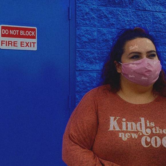 Profile Picture of Andrea Arguello (@chickaboom_) on Poshmark