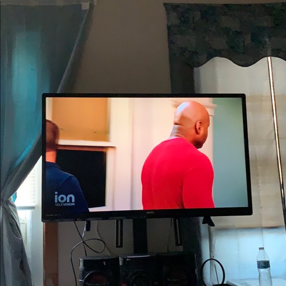 Profile Picture of Omar Diabira (@omardiabira) on Poshmark