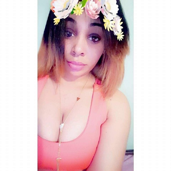 Profile Picture of Asnery Sanchez (@asnerysanchez) on Poshmark