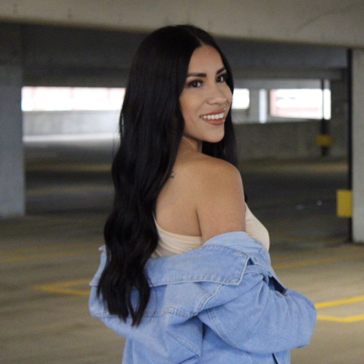 Profile Picture of daniela (@arekiondani) on Tiktok