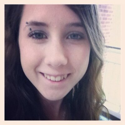 Profile Picture of Emily Dutcher (@xemilyx12) on Twitter