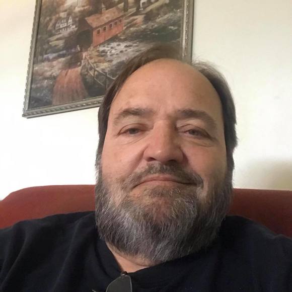 Profile Picture of David Kemp (@kemp1954) on Poshmark