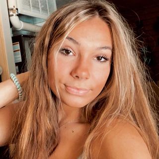 Profile Picture of Molly Ann Vanzandt (@mollyann.vanzandt.7) on Facebook