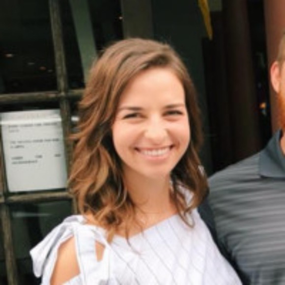 Profile Picture of Stephanie Topoleski (@stopoleski) on Poshmark