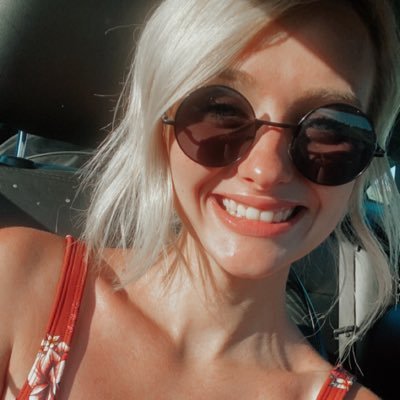 Profile Picture of Ash (@AshleeMichele2) on Twitter