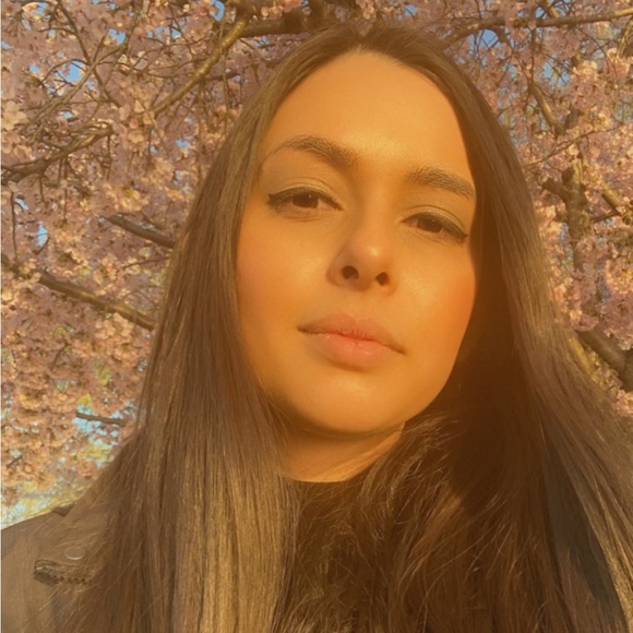 Profile Picture of Marissa Rodriguez (@mrodriguez1319) on Poshmark