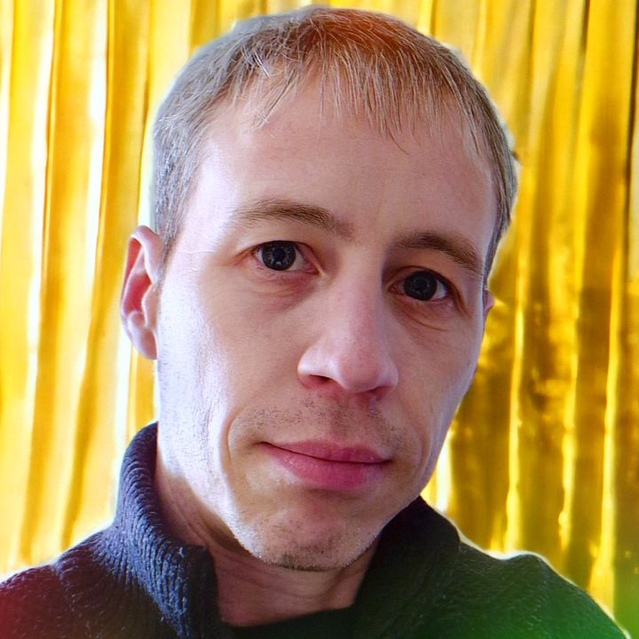 Profile Picture of Stephen Quinn (@@nutronic) on Tiktok