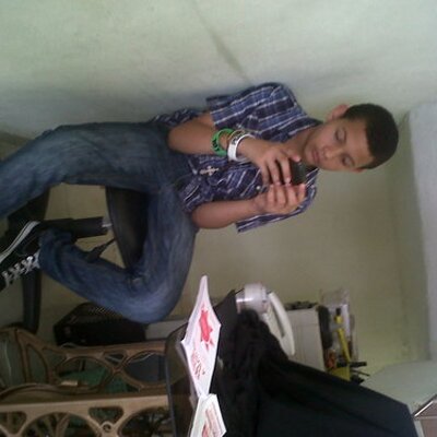Profile Picture of Robert Paez (@robertpaezXD) on Twitter