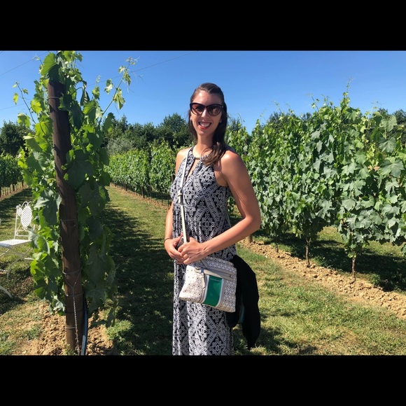 Profile Picture of Miranda Sagle (@msagle9) on Poshmark