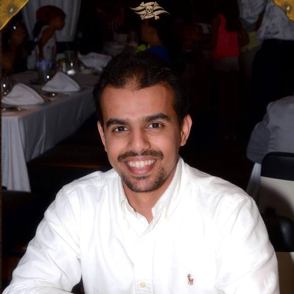 Profile Picture of Fahad Ba-abdullah (@dentistooo) on Poshmark