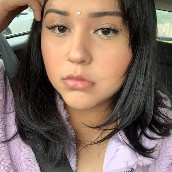 Profile Picture of Cassandra Cisneros (@_cassandra__7) on Poshmark