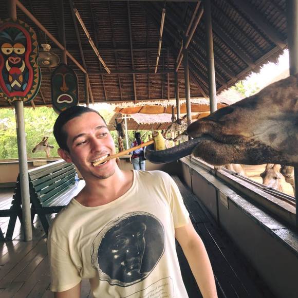 Profile Picture of Adam Neal (@adamepstein) on Poshmark