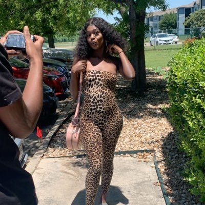 Profile Picture of Lil Bill 👩🏾‍🦲 (@Bill02W) on Twitter