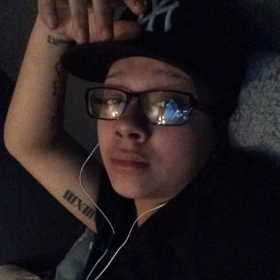 Profile Picture of Sam (@samfallas) on Twitter