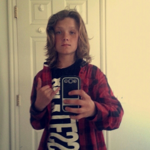 Profile Picture of Cade Rogerson (@m_c_chill) on Poshmark