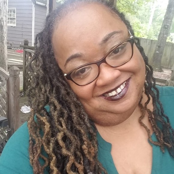Profile Picture of Nichole Phillips (@im2blesd) on Poshmark