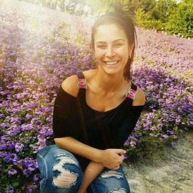 Profile Picture of Lisa Pilon (@LisaPilon5) on Twitter