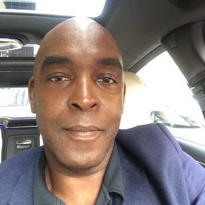 Profile Picture of James Sanford (@EasyShaveWorld) on Twitter