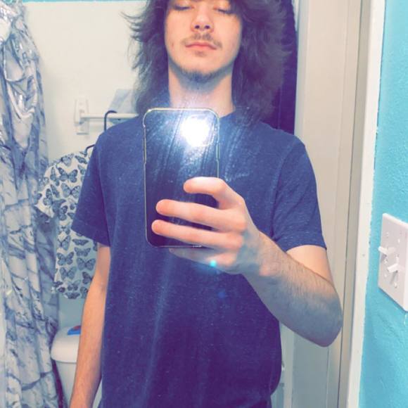 Profile Picture of Nick Lance (@nicklance535) on Poshmark