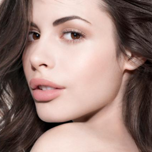 Profile Photo of Charlotte Kemp Muhl (@kemp_muhl1) on Twitter