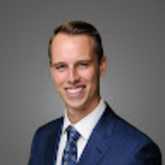 Profile Picture of Andrew Baransky (@andrewbaransky) on Poshmark