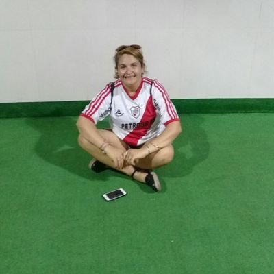 Profile Picture of Julia Hoyos (@JuliaHoyos5) on Twitter