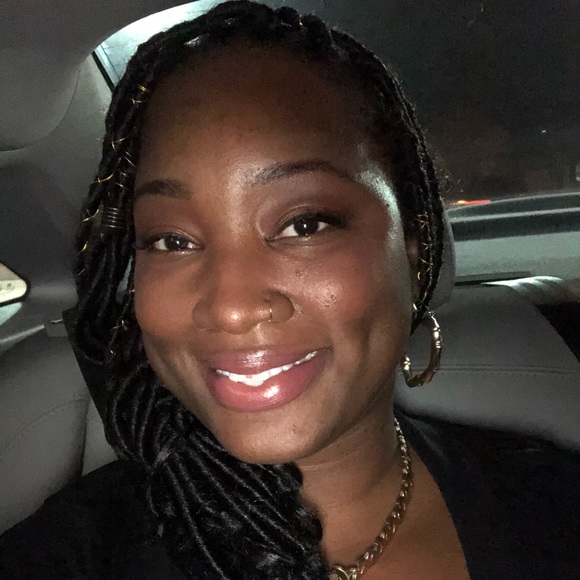 Profile Picture of Jasmine Barnes (@jaikens89) on Poshmark
