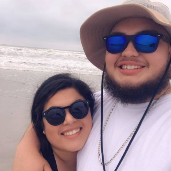 Profile Picture of Richard Salazar (@richardsalaz800) on Poshmark