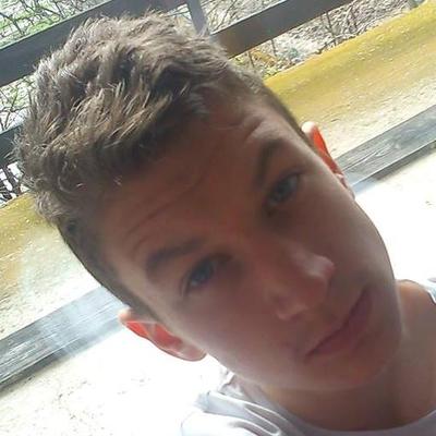 Profile Picture of Robert Kovačić (@RoBbY_1337) on Twitter