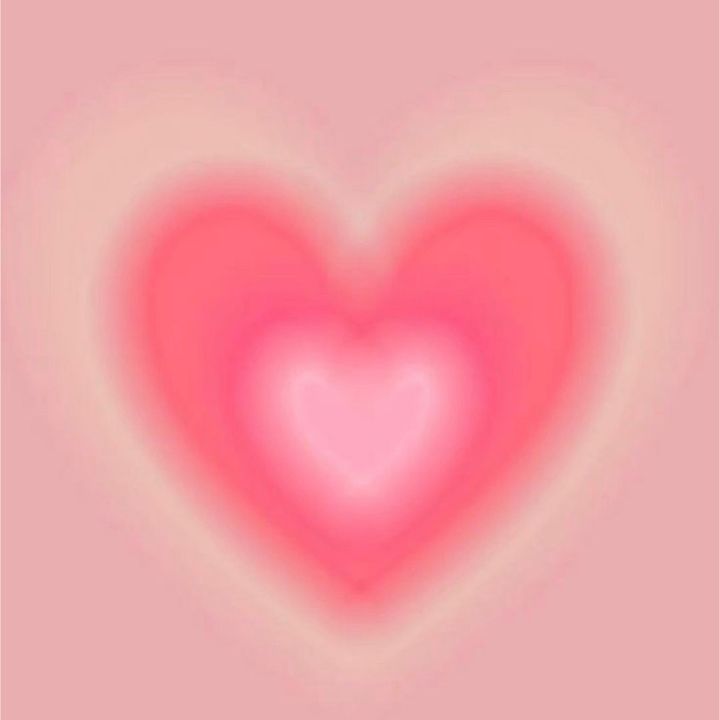 Profile Picture of Mariah…..dowd (@follow.me.if.im.hot) on Tiktok