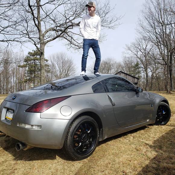 Profile Picture of Brandon Manley (@brandon_manley) on Poshmark