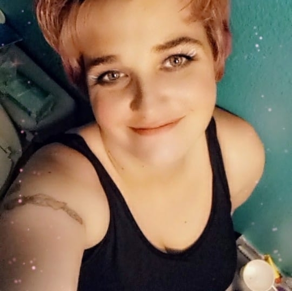 Profile Picture of Buffy Carl (@jcsprincess) on Poshmark