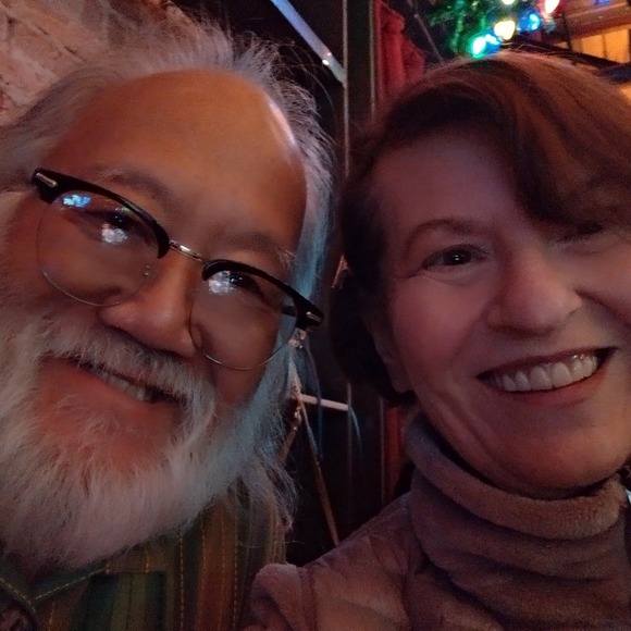 Profile Picture of Bebe Hirahara (@bebehirahara) on Poshmark