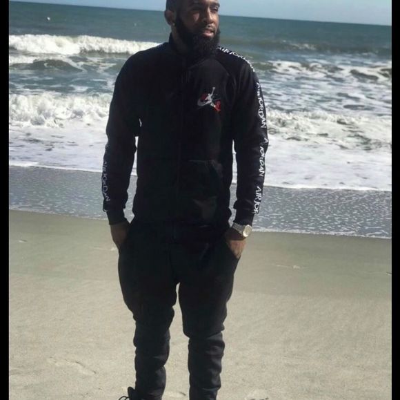 Profile Picture of Justin Tolson (@803kid) on Poshmark