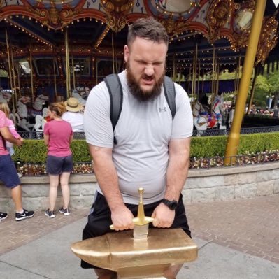 Profile Picture of Michael Blake Fields (@Crunkytv) on Twitter