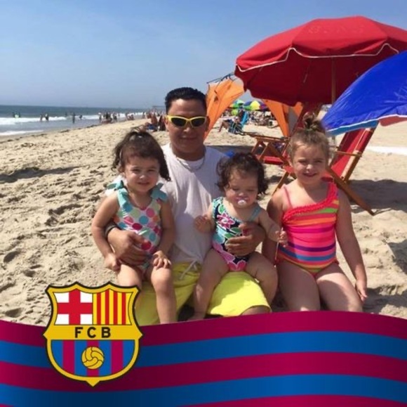 Profile Picture of Guillermo Flores (@gflores0910) on Poshmark