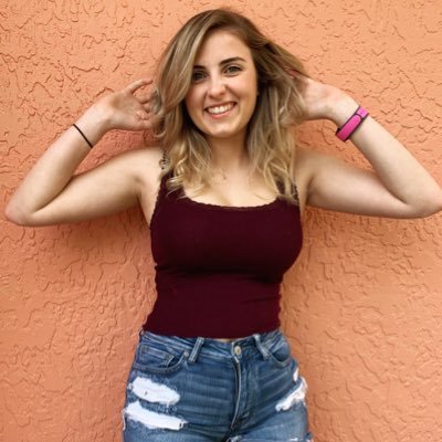 Profile Picture of Carly Hooper (@CarlyHooper16) on Twitter