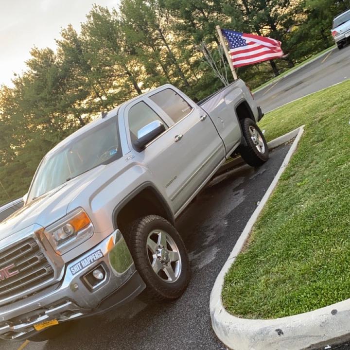 Profile Picture of Alex Witt (@@bigfatcountry12) on Tiktok