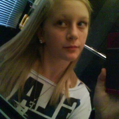 Profile Picture of Faye Betts (@@fayeluvzhim) on Twitter