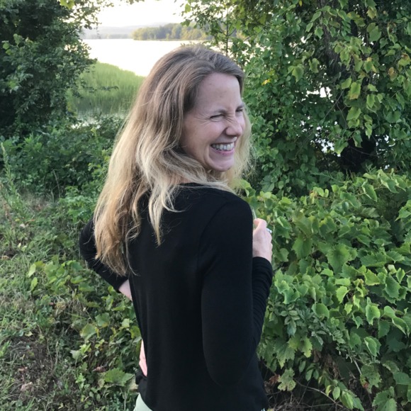 Profile Picture of Karen Packtor (@kpacktor) on Poshmark