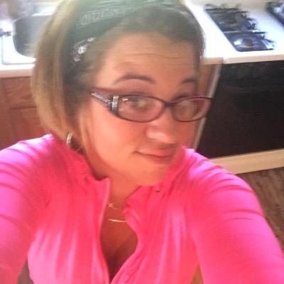 Profile Picture of Tricia Clapper (@ClapperTrish) on Twitter